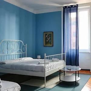  Appartamento Viale Lunigiana Station Big House - 6 People Italia